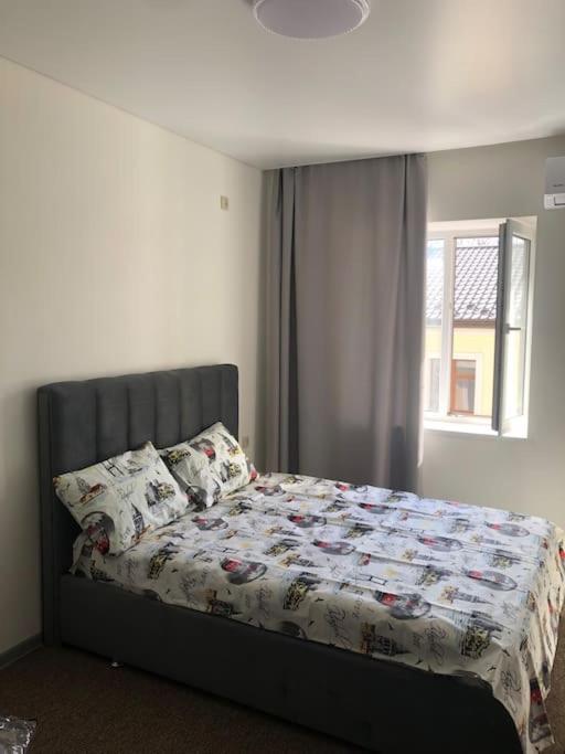 Apartment On Zarwanska Street Kamianets-Podilskyi Ngoại thất bức ảnh