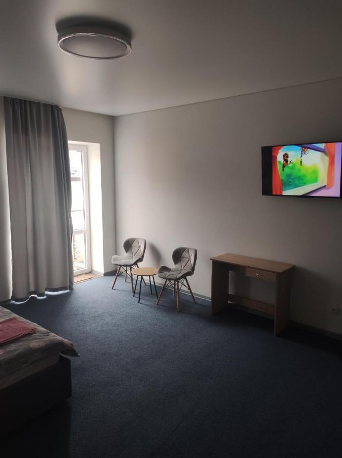 Apartment On Zarwanska Street Kamianets-Podilskyi Ngoại thất bức ảnh